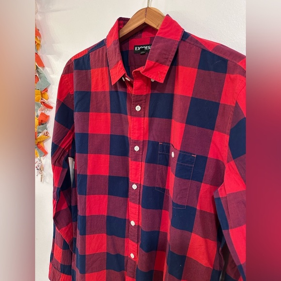Express Plaid Button Down Long Sleeve Dress Shirt Men’s Size L Red Cotton Casual - Picture 2 of 5